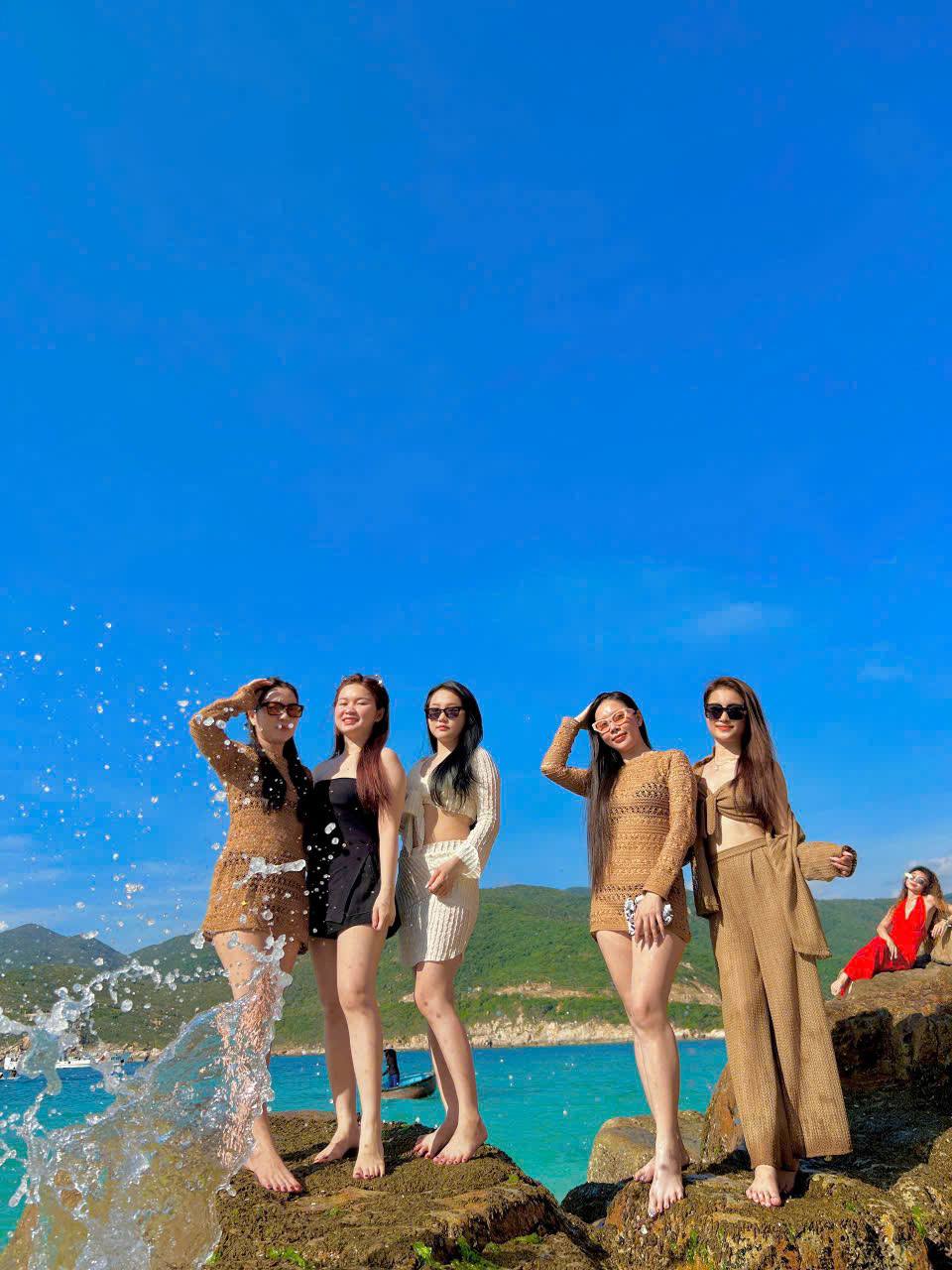 Binh Hung Binh Tien Hong Nhan 65