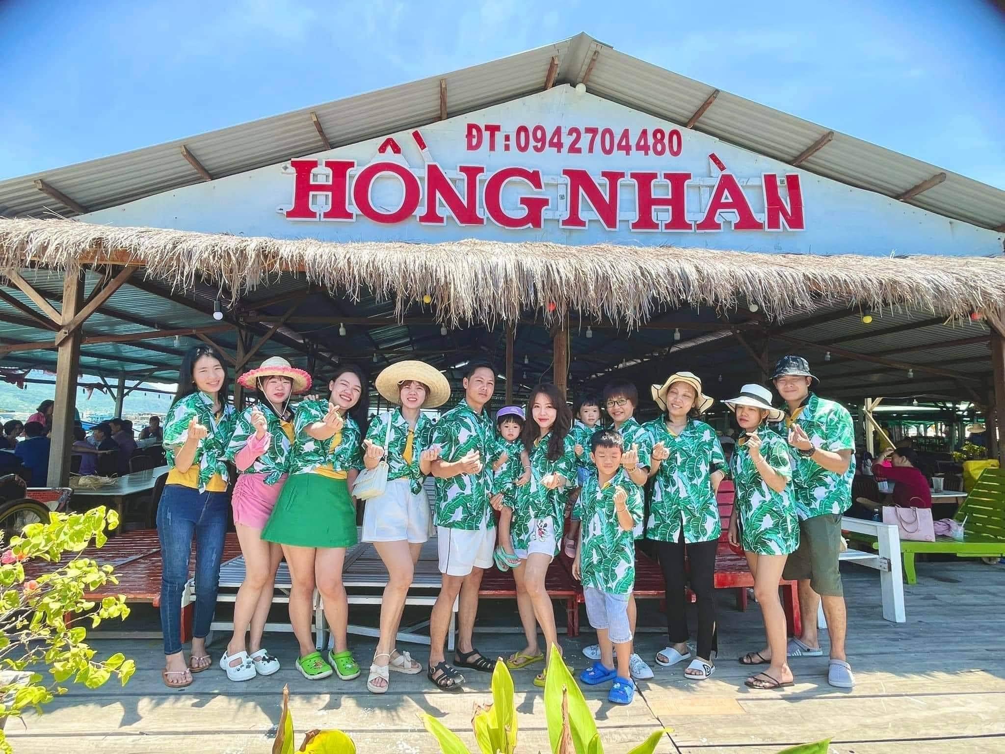 Nhà Hàng Hải Sản Hồng Nhàn