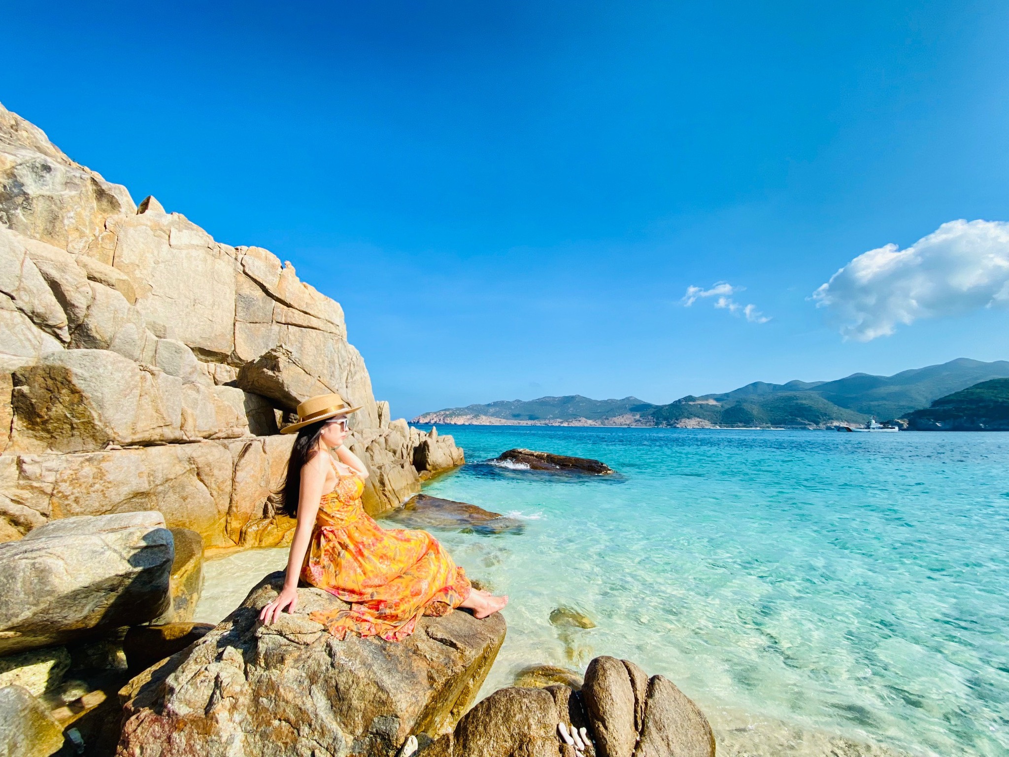 Tour Đảo Bình Hưng 2 Ngày 1 Đêm